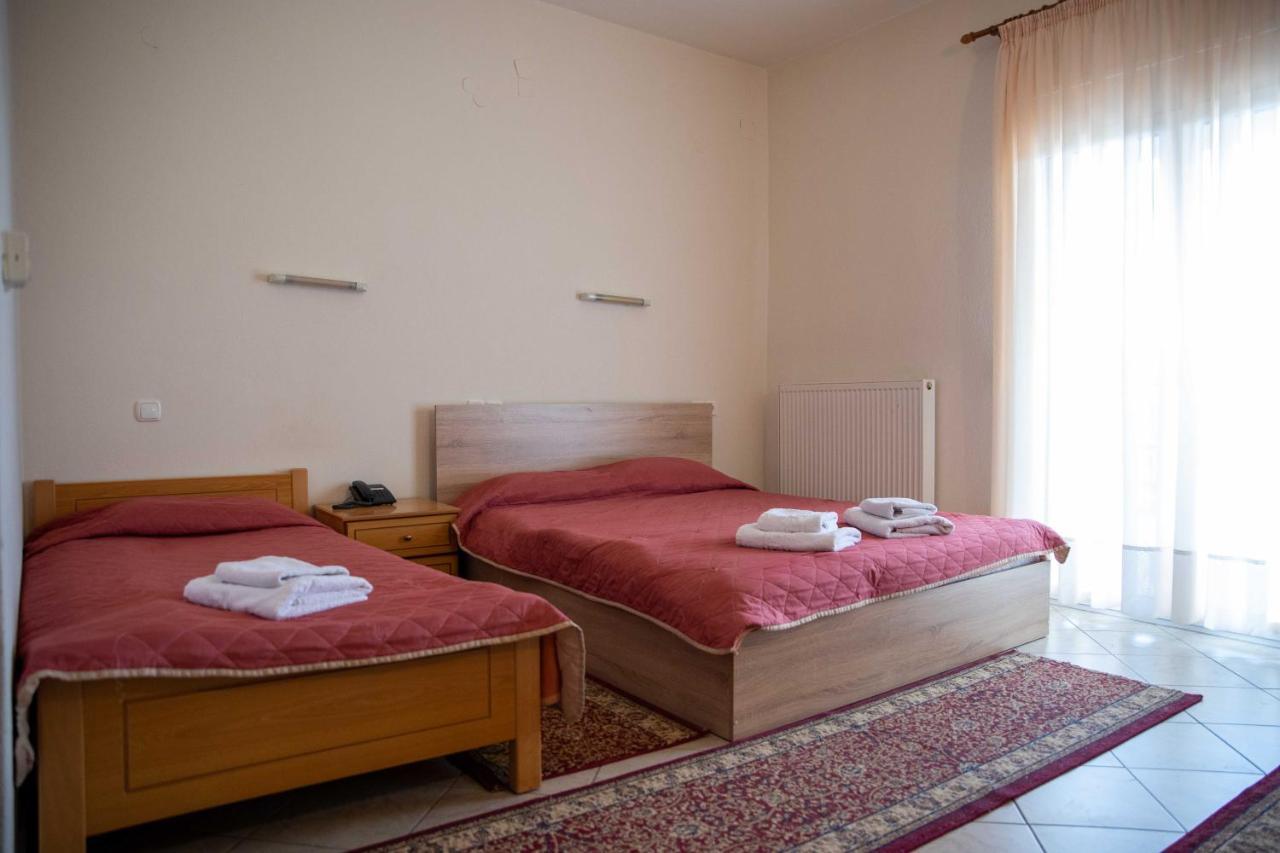 Hotel Kastro Servia Bagian luar foto