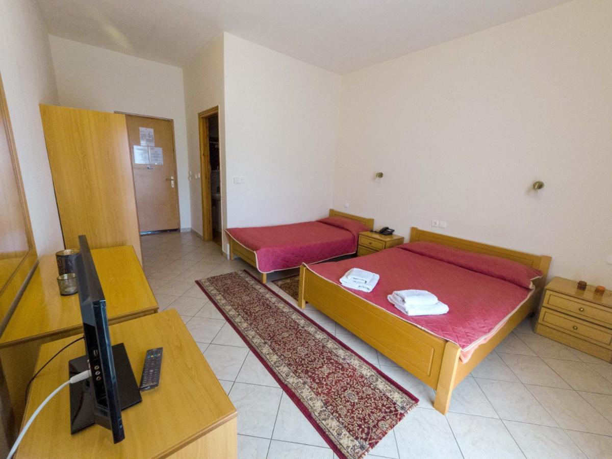 Hotel Kastro Servia Bagian luar foto
